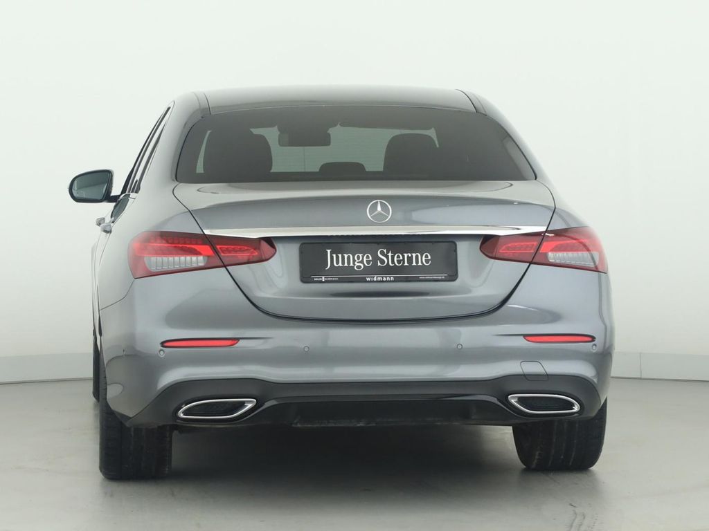 Mercedes-Benz E 220 2022