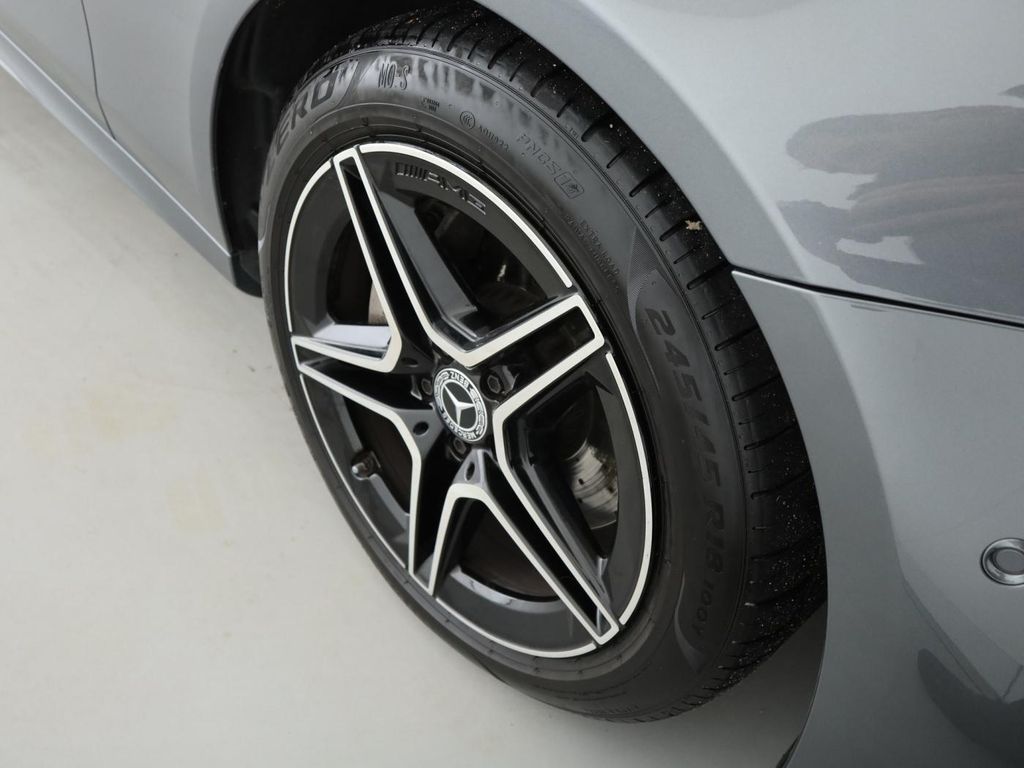 Mercedes-Benz E 220 2022