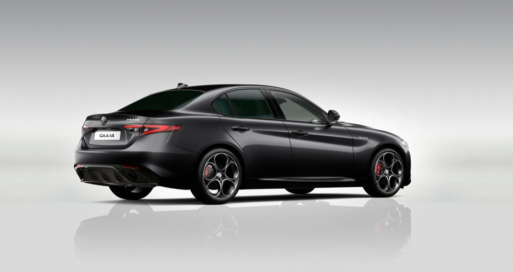 Alfa Romeo Giulia 2025