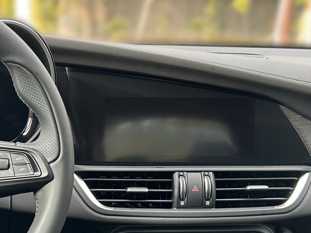 Alfa Romeo Giulia 2024