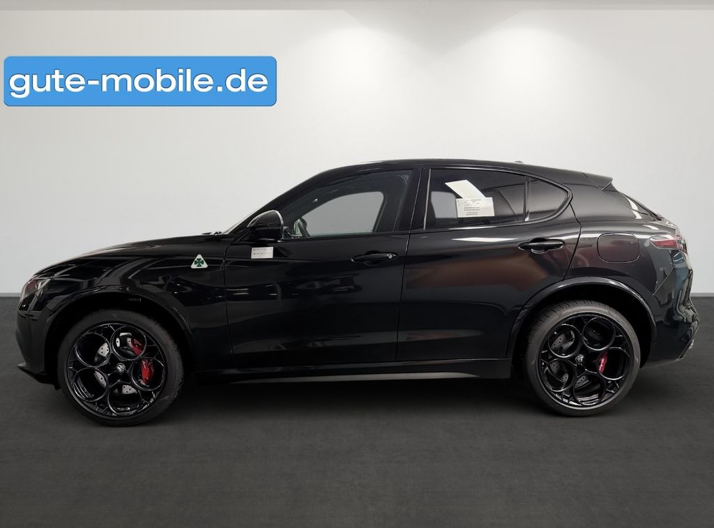 Alfa Romeo Stelvio 2025