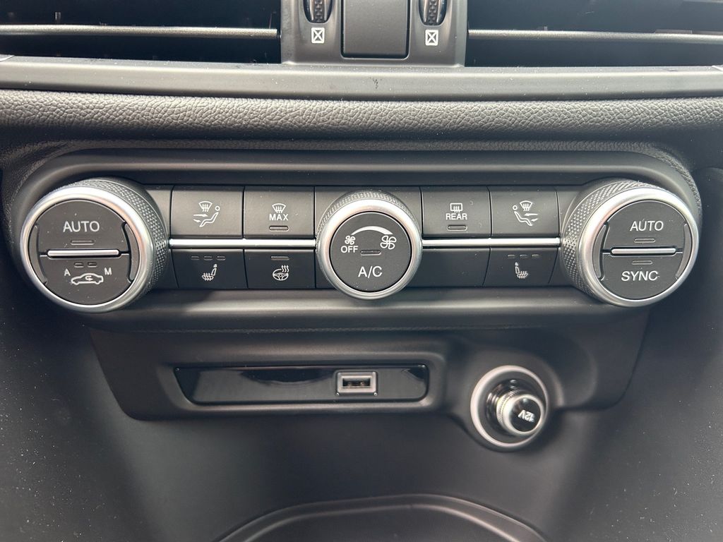 Alfa Romeo Giulia 2024