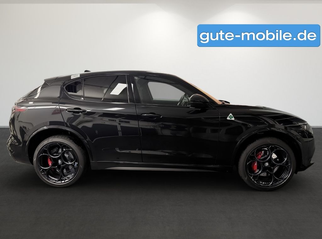 Alfa Romeo Stelvio 2025