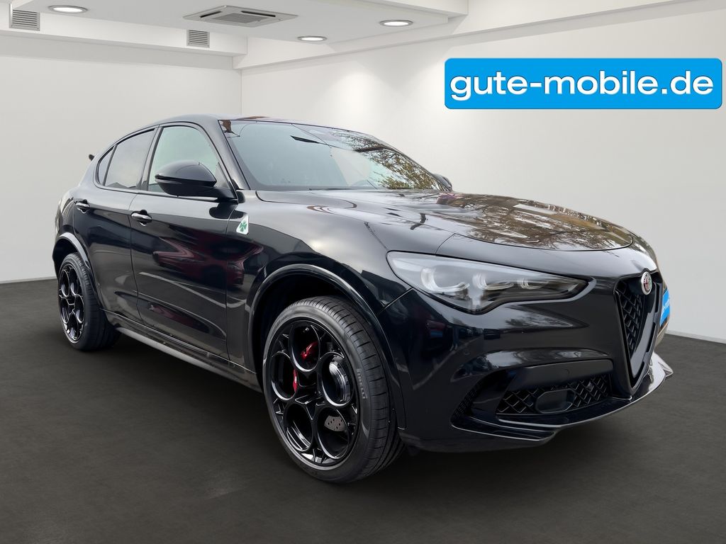 Alfa Romeo Stelvio 2025