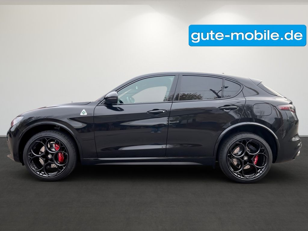 Alfa Romeo Stelvio 2025