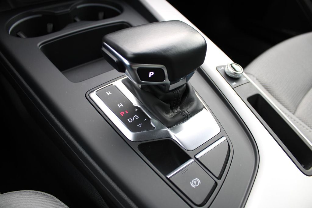 Audi A4 2021