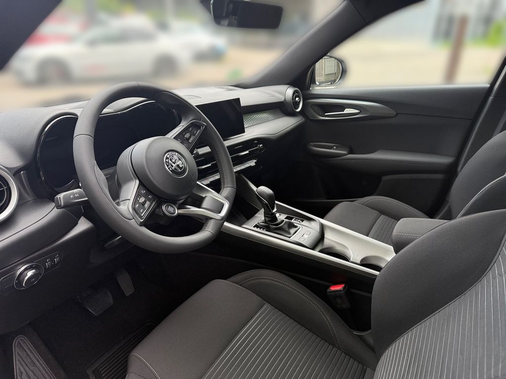 Alfa Romeo Tonale 2023