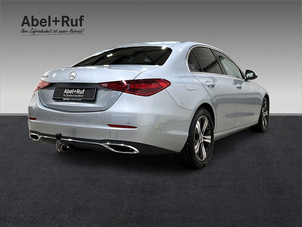 Mercedes-Benz C 220 2025