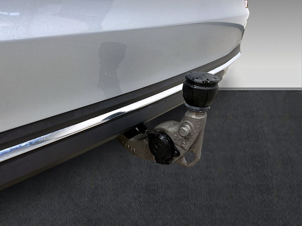 Mercedes-Benz C 220 2025