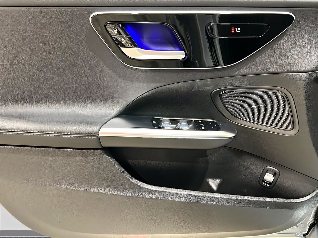 Mercedes-Benz C 220 2025