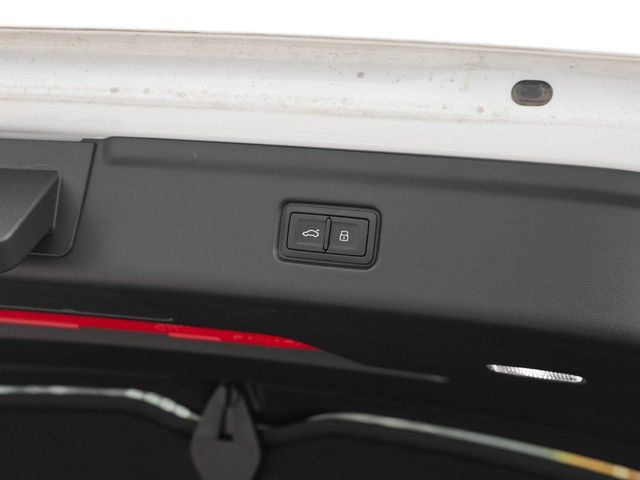 Audi A6 e-tron 2025