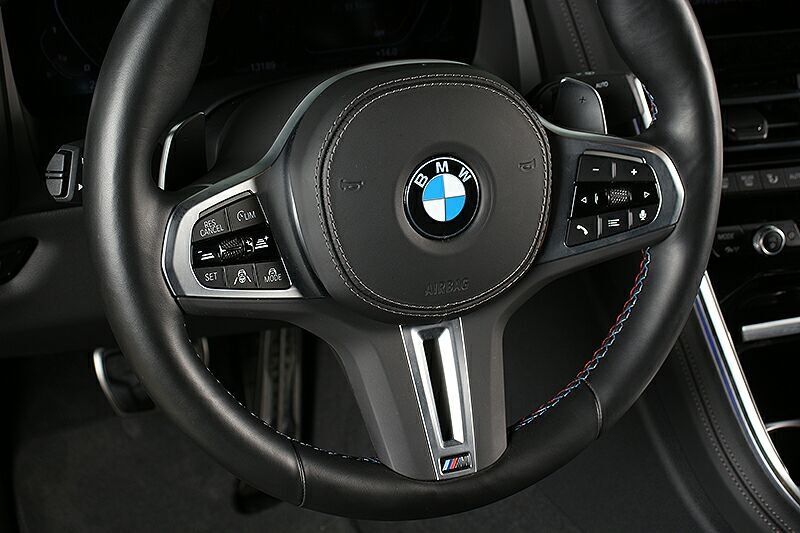 BMW M850 2025