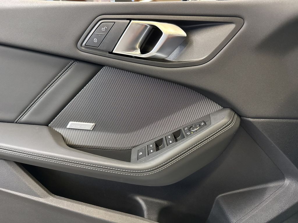 BMW M235 2025