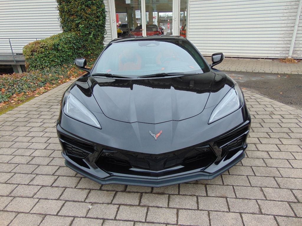Corvette C8 2025