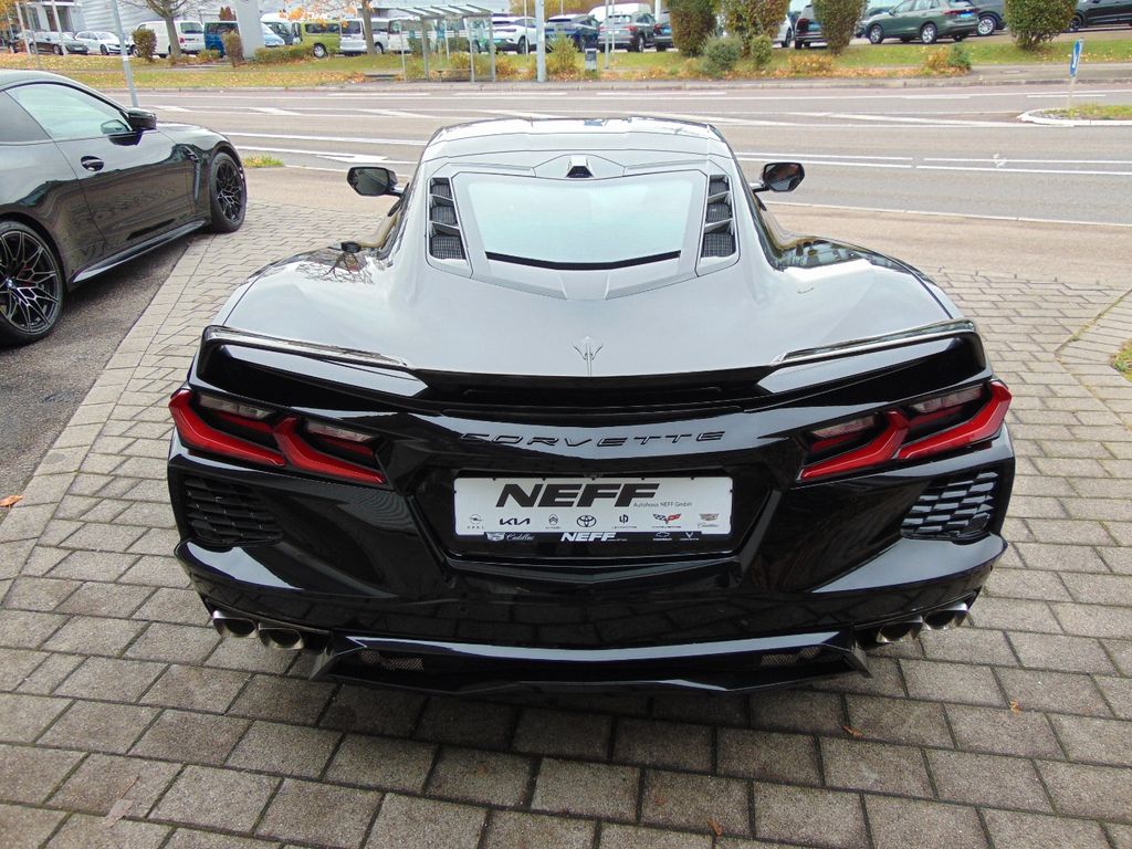 Corvette C8 2025