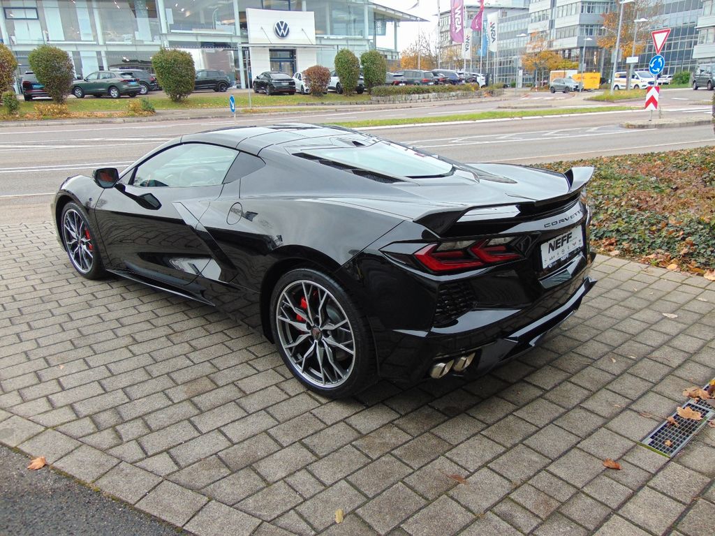 Corvette C8 2025