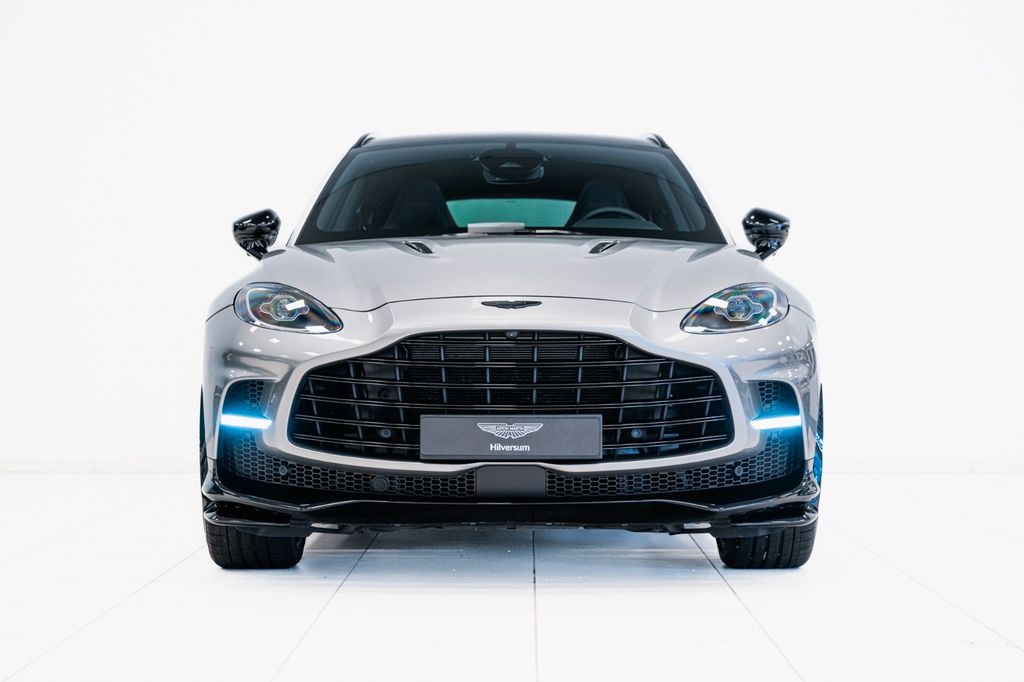 Aston Martin DBX 2024