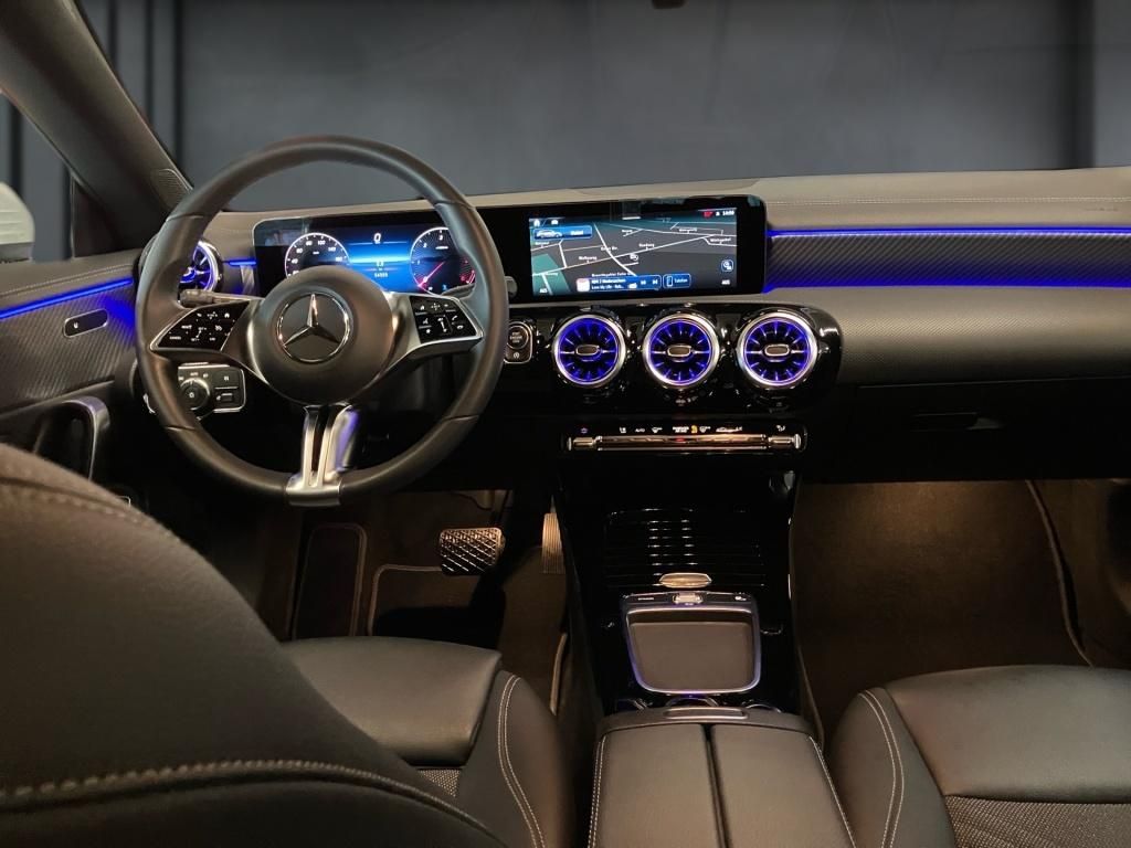 Mercedes-Benz CLA 200 Shooting Brake 2023