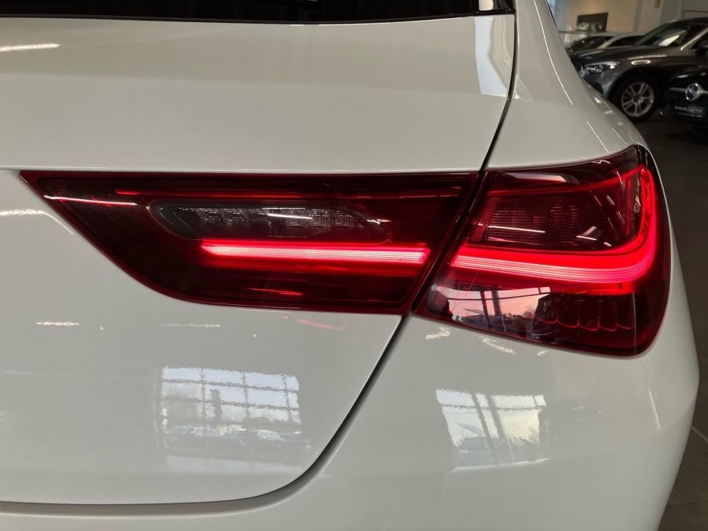Mercedes-Benz CLA 200 Shooting Brake 2023