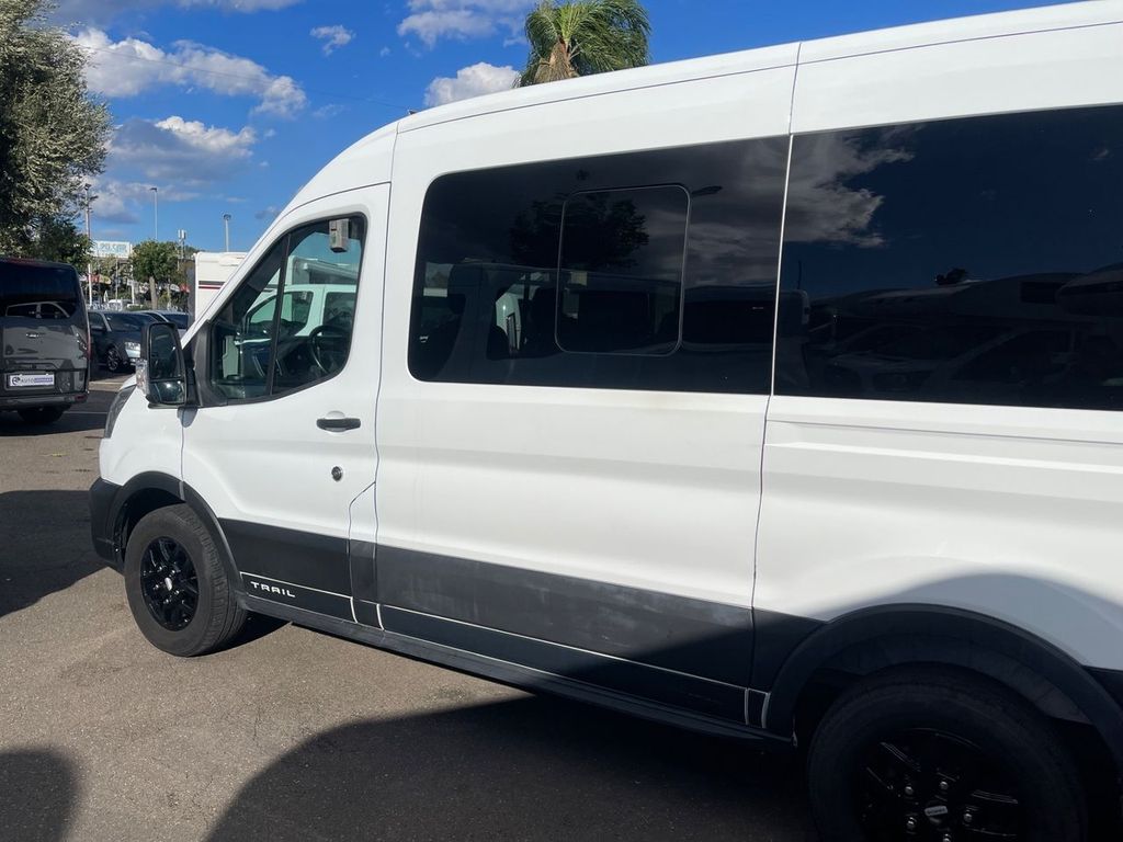 Ford Transit 2021