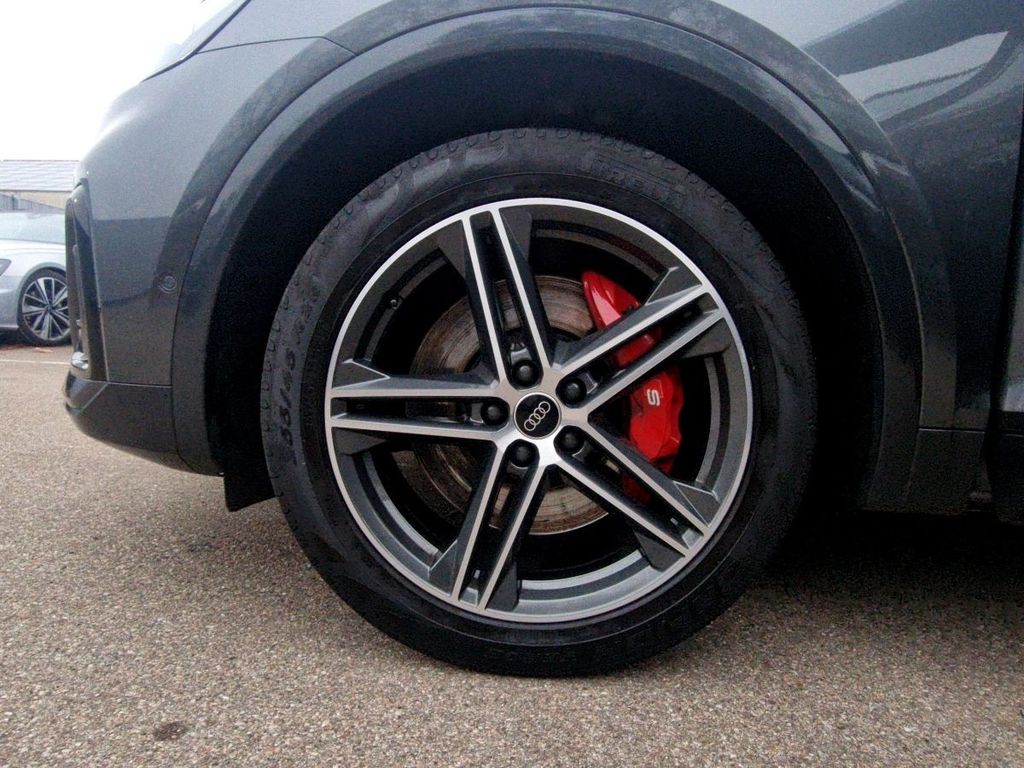 Audi SQ5 2023