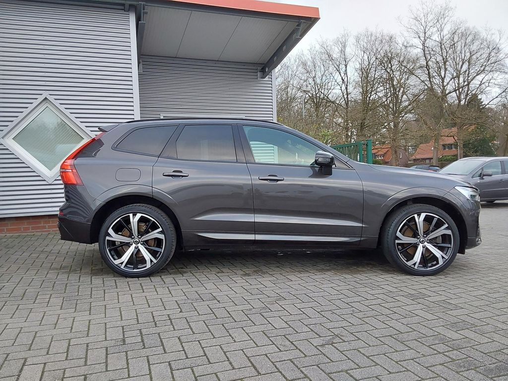 Volvo XC60 2022