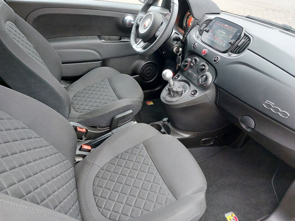 Abarth 595C 2023