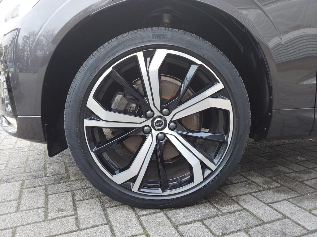 Volvo XC60 2022