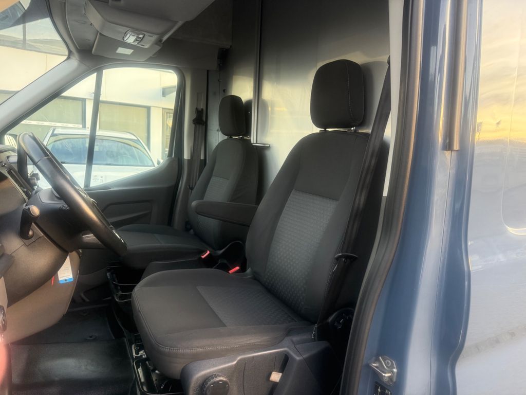 Ford Transit 2020