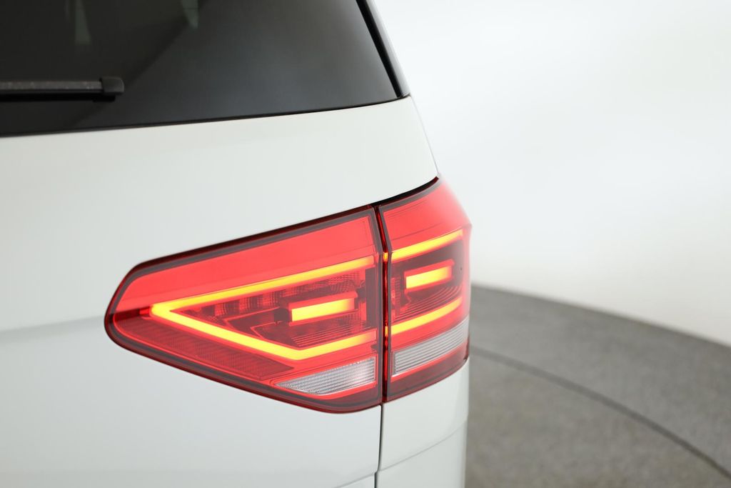 Volkswagen Touran 2025