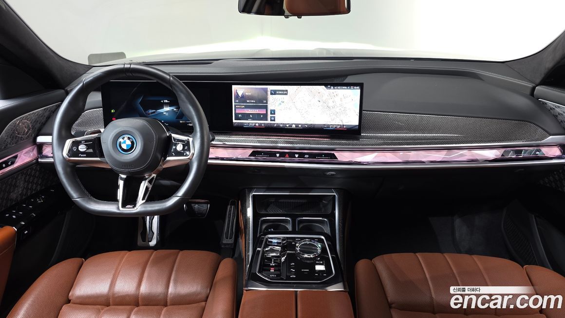 BMW i7 2024