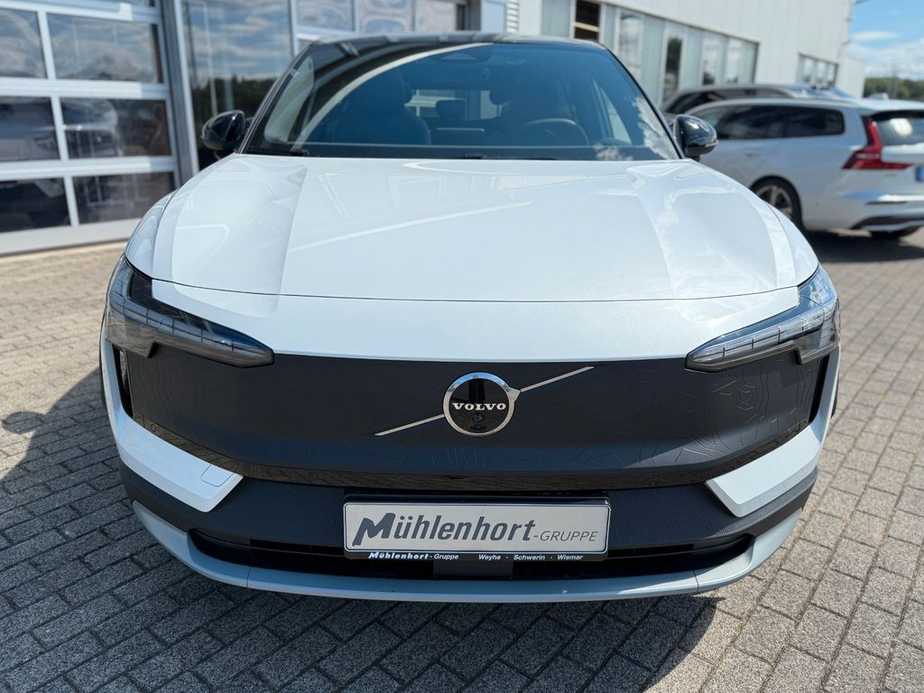 Volvo EX30 2025