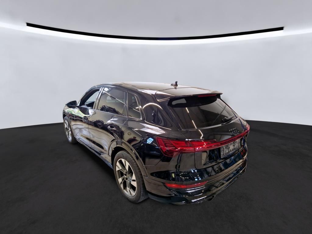 Audi e-tron 2022