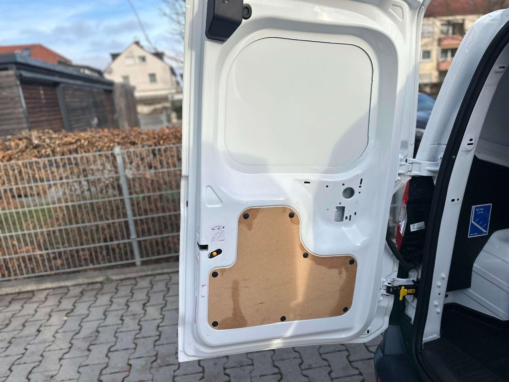 Ford Transit Courier 2022