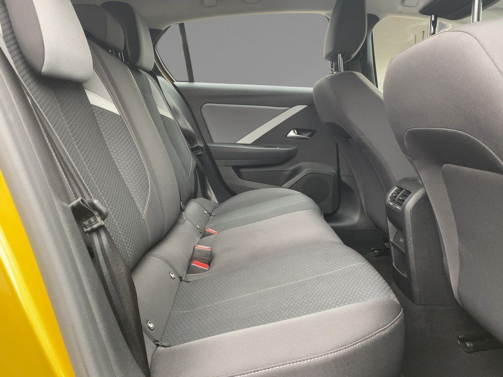 Opel Astra 2022