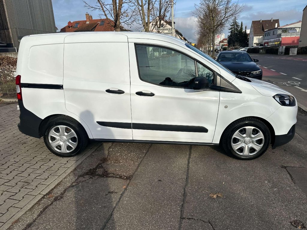 Ford Transit Courier 2022