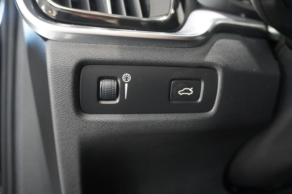 Volvo V60 2019