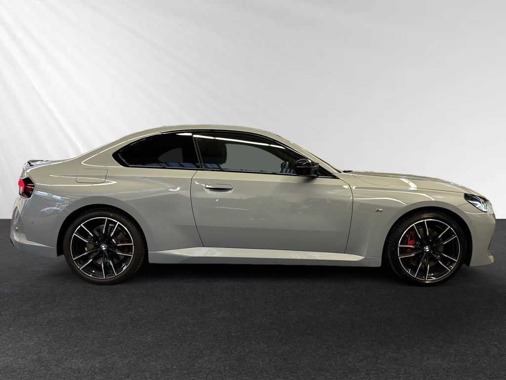 BMW M240i 2025