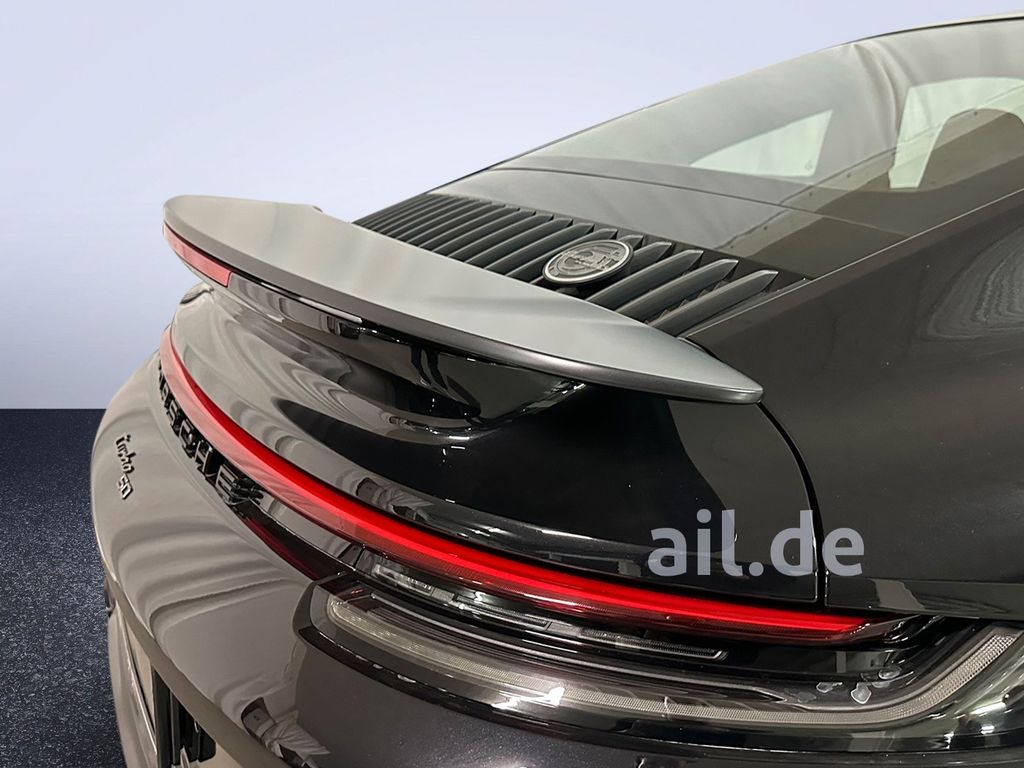 Porsche 992 2025