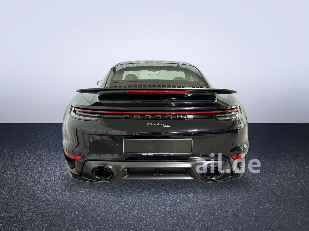 Porsche 992 2025
