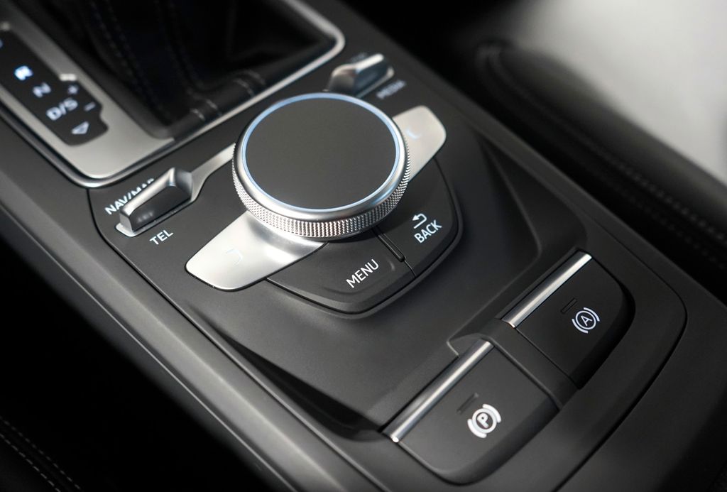 Audi Q2 2024