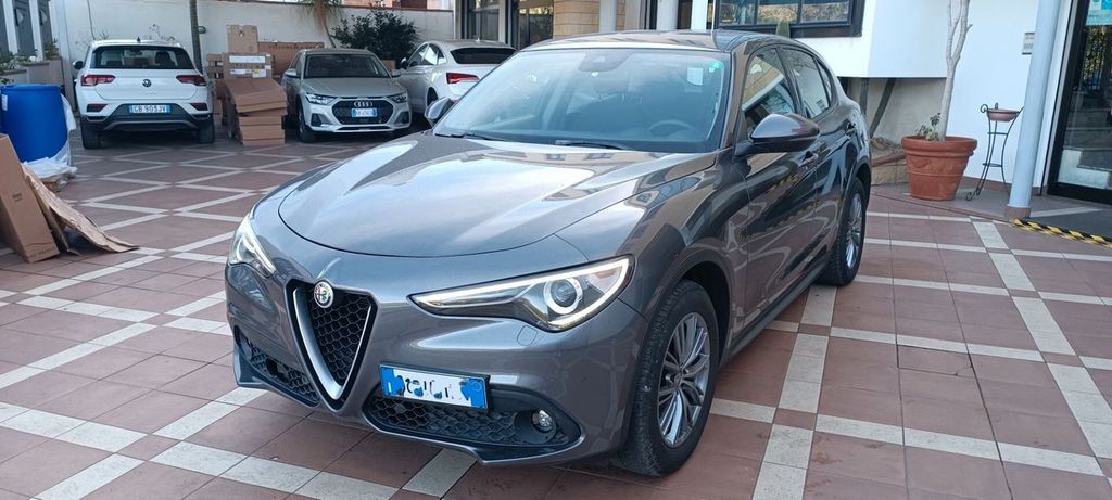 Alfa Romeo Stelvio 2021