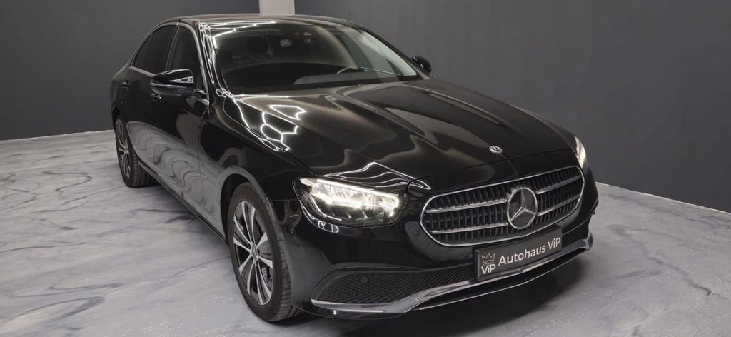 Mercedes-Benz E 300 2021