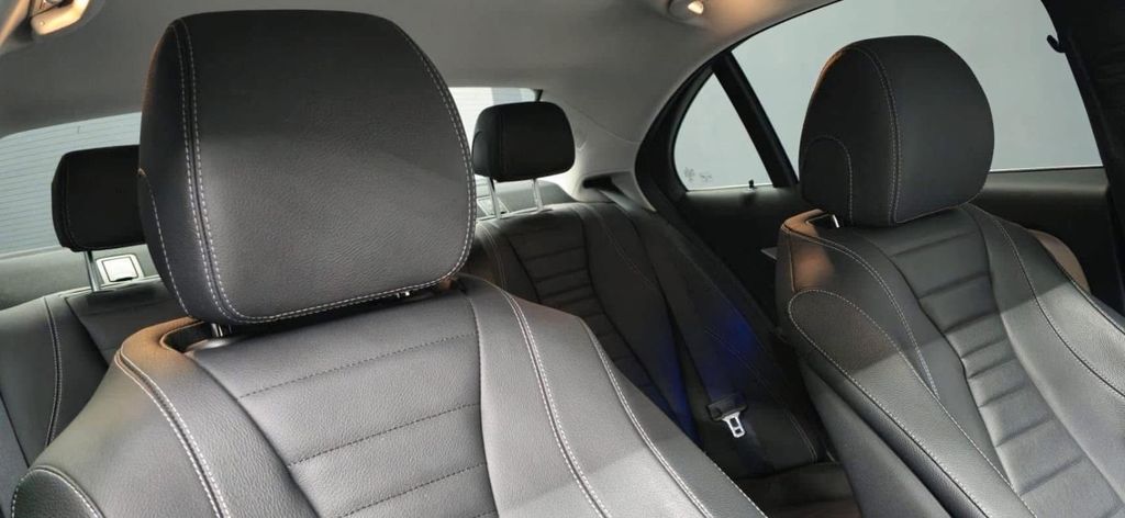 Mercedes-Benz E 300 2021