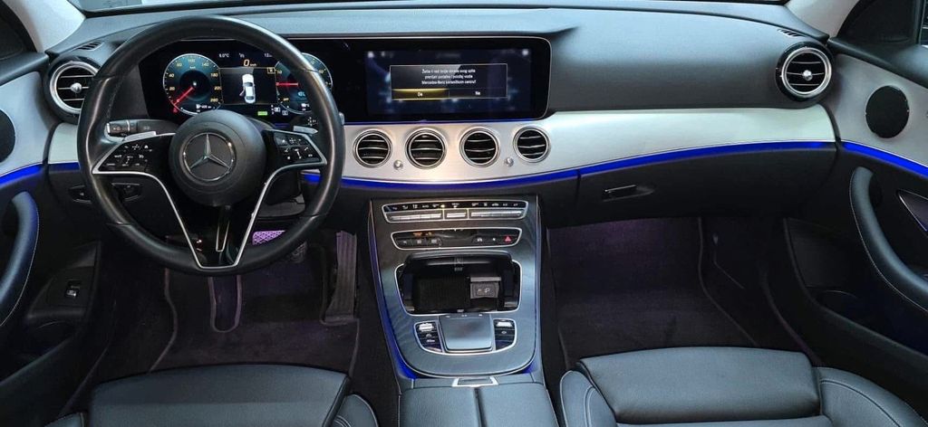 Mercedes-Benz E 300 2021