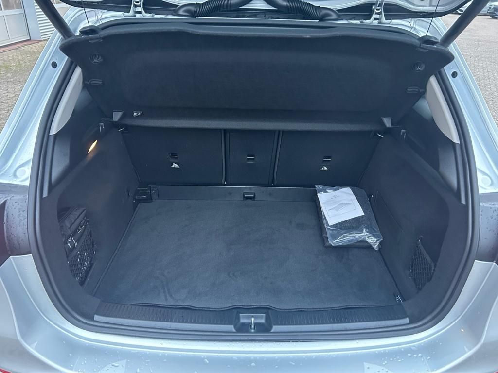 Mercedes-Benz B 200 2024