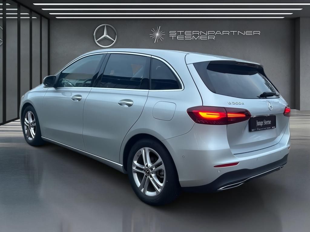 Mercedes-Benz B 200 2024