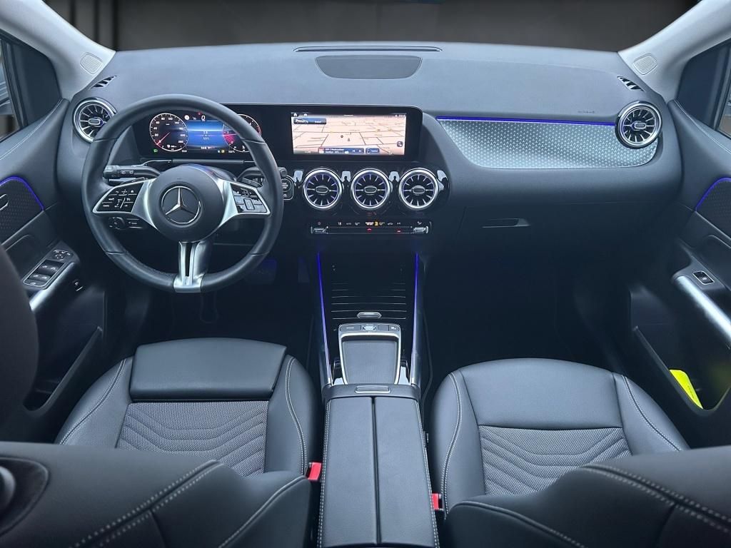 Mercedes-Benz B 200 2024