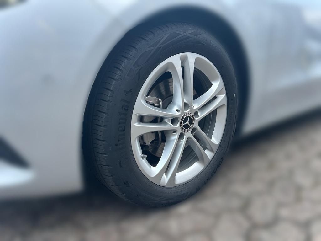 Mercedes-Benz B 200 2024