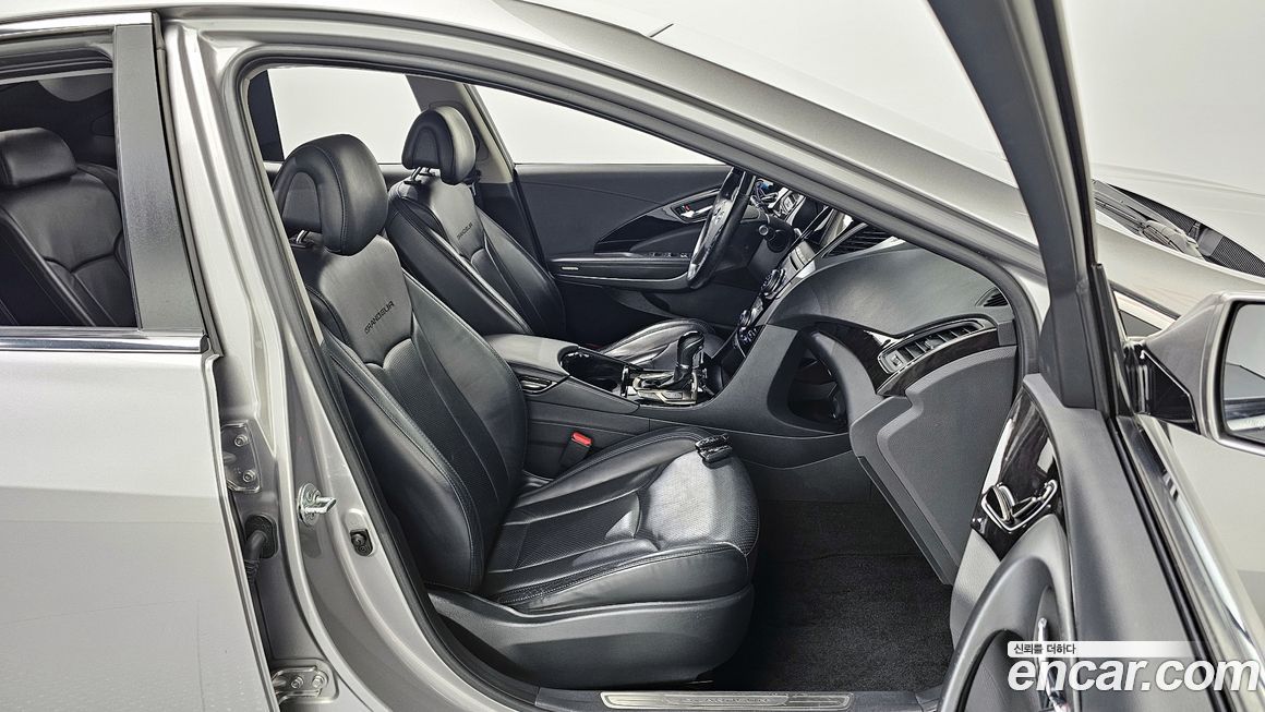 Hyundai Grandeur 2011